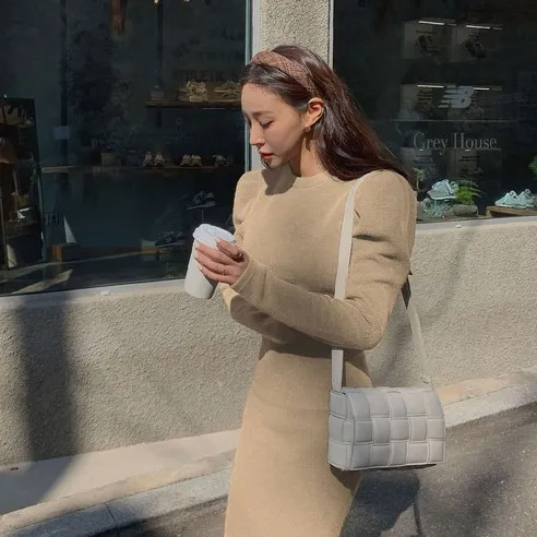 떳다그녀 에트니 퍼프 롱 원피스